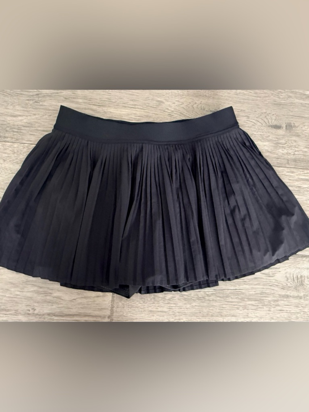lululemon Black Pleated Mini Skirt with built in Shorts
